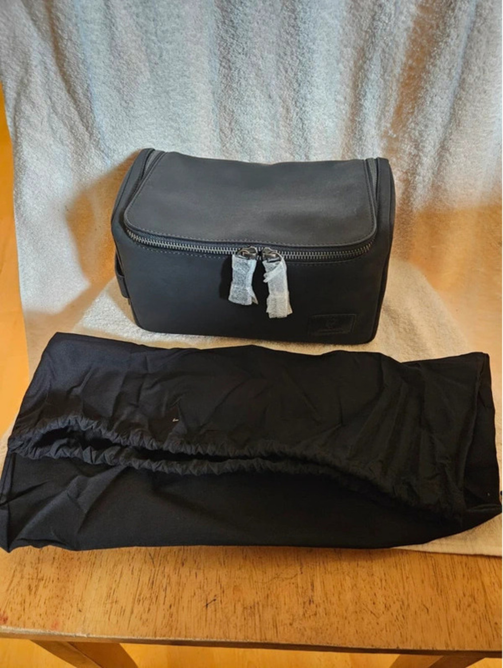 Donbolso Helsinki Leather Toiletry Bag Dopp Kit Vintage Black